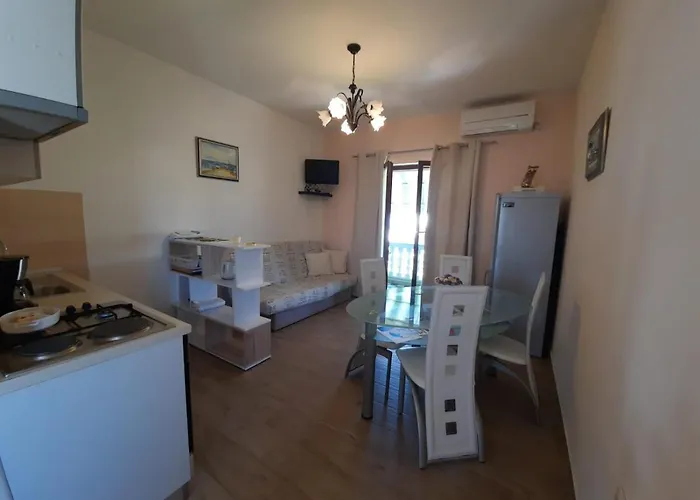 Konukevi Barbir 4*