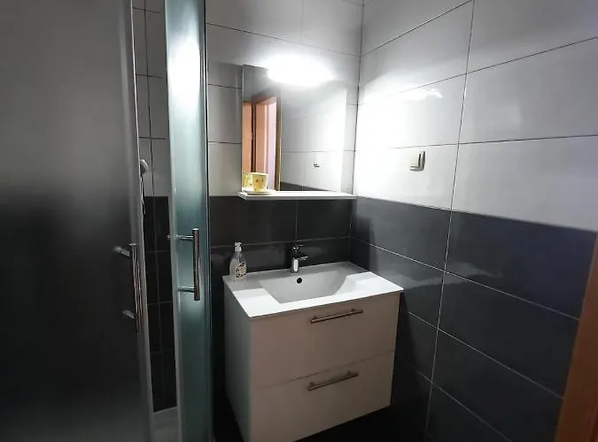 Konukevi Barbir 4*